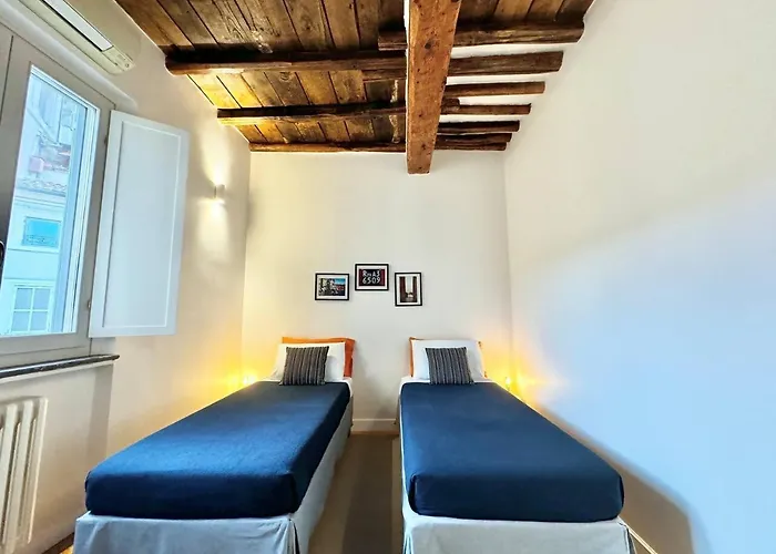 Vetrina - In Luxury Apartament Rzym