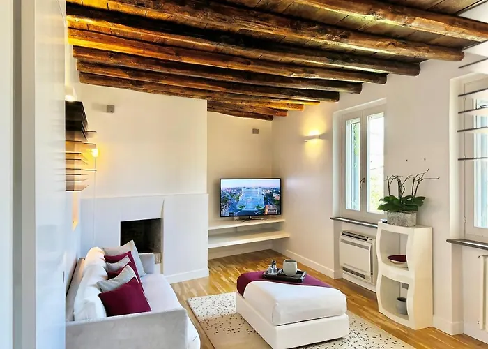 Vetrina - In Luxury Apartament
