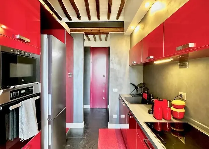 Vetrina - In Luxury Rzym